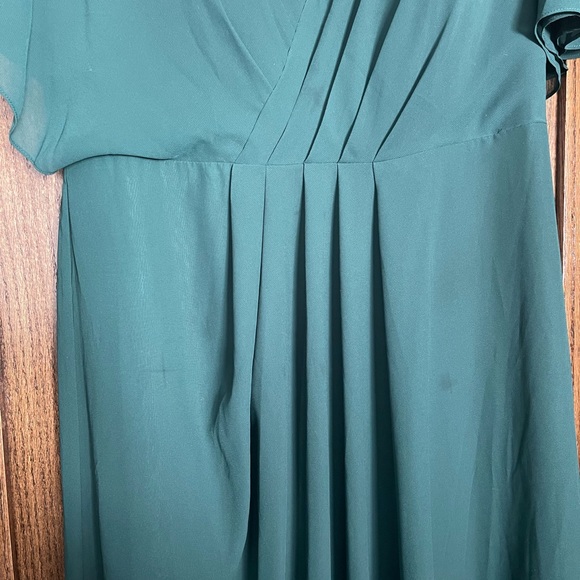 Revelry Gwen Chiffon Dress Emerald Green Size 16 Petite Length - Picture 5 of 12